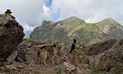 79 Bella vista su Pizzo Paradiso a dx, Quota 2500 al centro, Falso Trona a sx